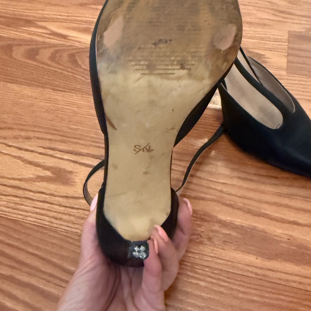 Something Navy Black Heels - Picture 4 of 9